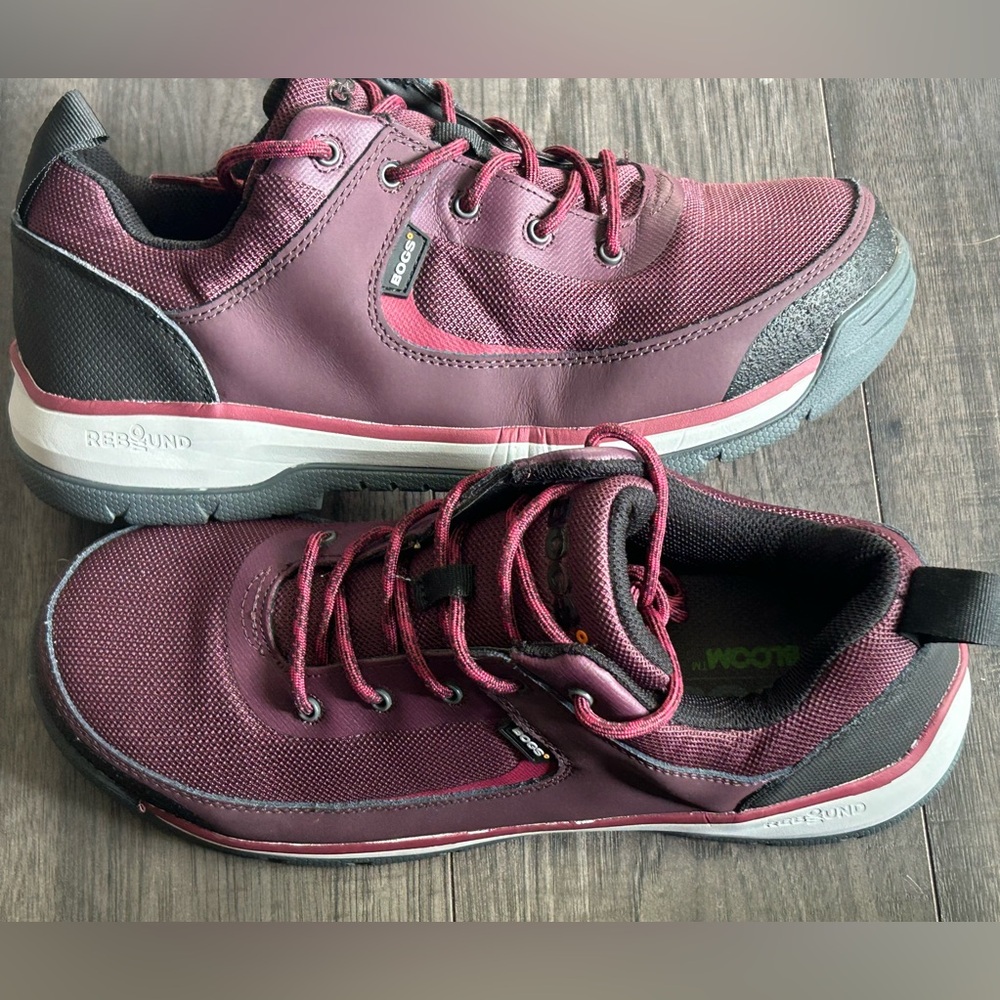 BOGS women’s size 10 Shale low CT ESD composite toe construction work shoe